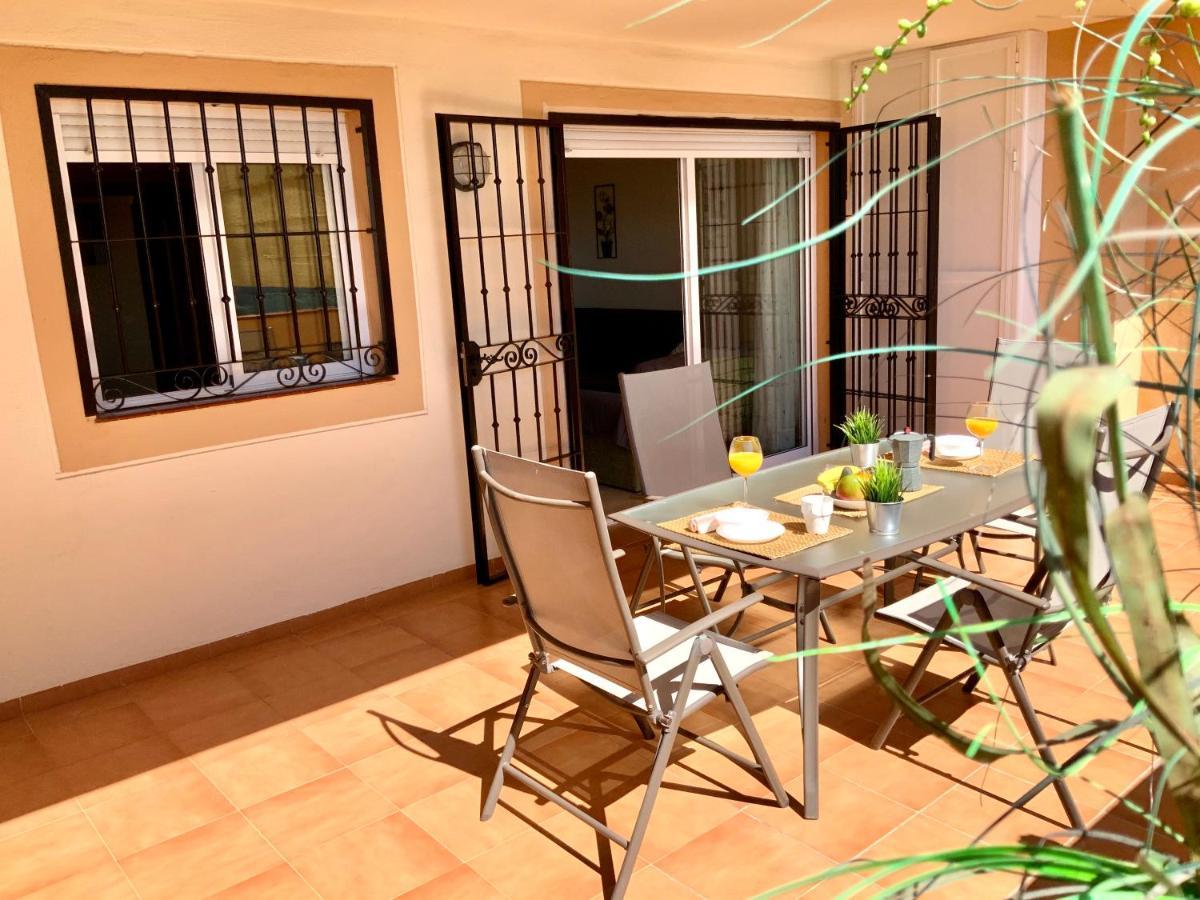 Apartamento De 2 Dormitorios, Gran Terraza, Vistas Al Mar Cerca Playa Carvajal Benalmadena Luaran gambar