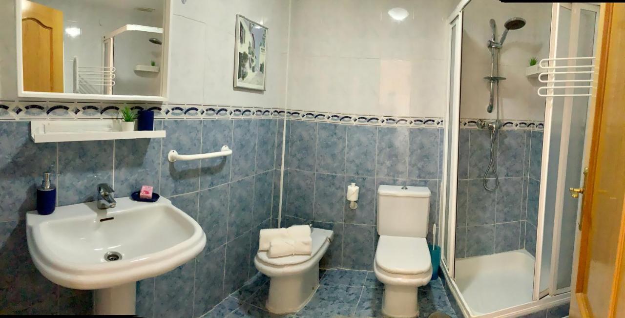 Apartamento De 2 Dormitorios, Gran Terraza, Vistas Al Mar Cerca Playa Carvajal Benalmadena Luaran gambar