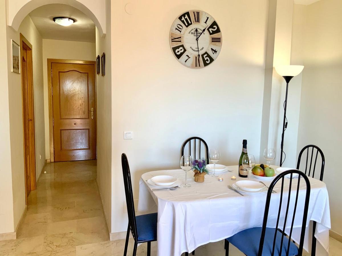 Apartamento De 2 Dormitorios, Gran Terraza, Vistas Al Mar Cerca Playa Carvajal Benalmadena Luaran gambar