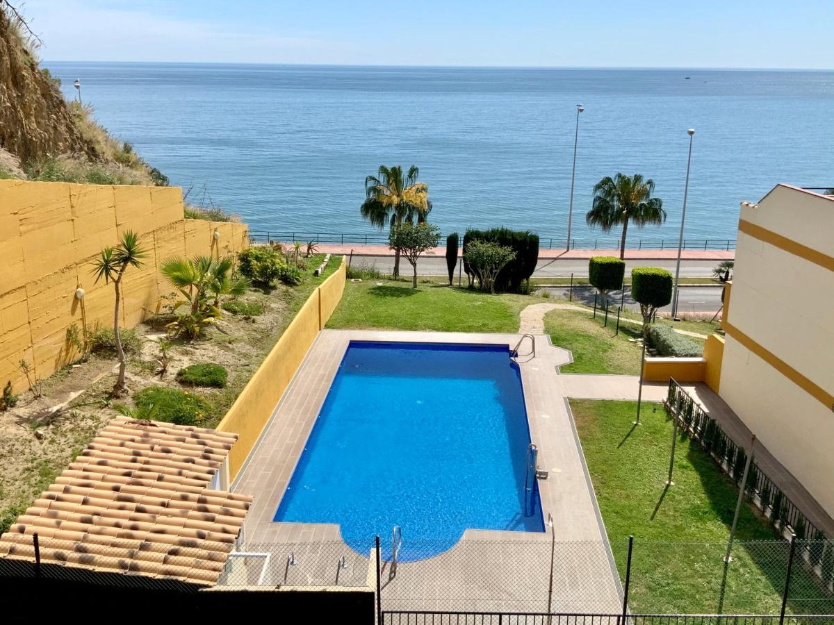 Apartamento De 2 Dormitorios, Gran Terraza, Vistas Al Mar Cerca Playa Carvajal Benalmadena Luaran gambar
